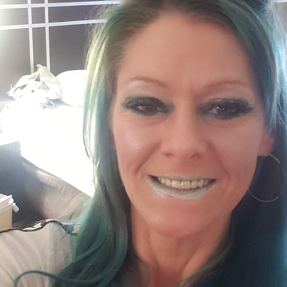 I would love do to a buy 1 get 1 free sale tonight - Picture 1 of 1